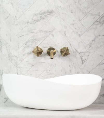 Above Counter Artificial Stone - Matt White - Wave Oval - 600mm | CSB821-MW