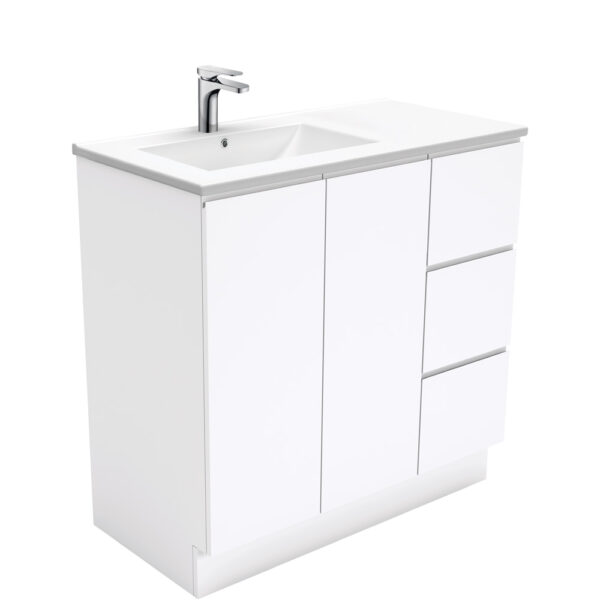 Dolce Fingerpull Gloss White 900 Offset Vanity on Kickboard, Left Basin