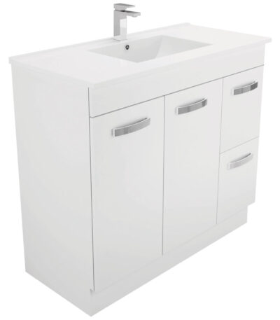 Dolce UniCab 1000 Vanity on Kickboard