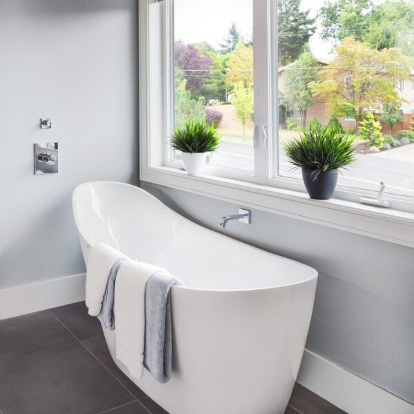 Evie Freestanding Bathtub - Gloss White - No Overflow - 1500mm | EBT1500-NF