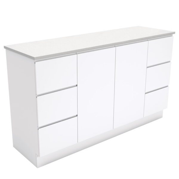 Fingerpull Gloss White 1500 Cabinet on Kickboard