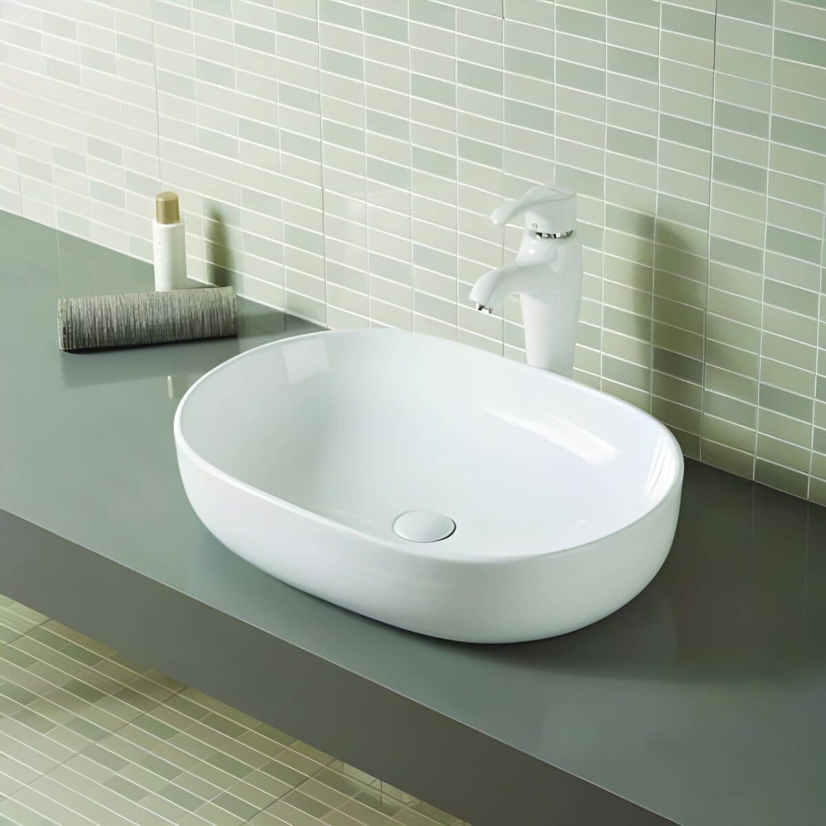 Gloss White Oval Ceramic Basin | 490x395x150mm | Evea 49