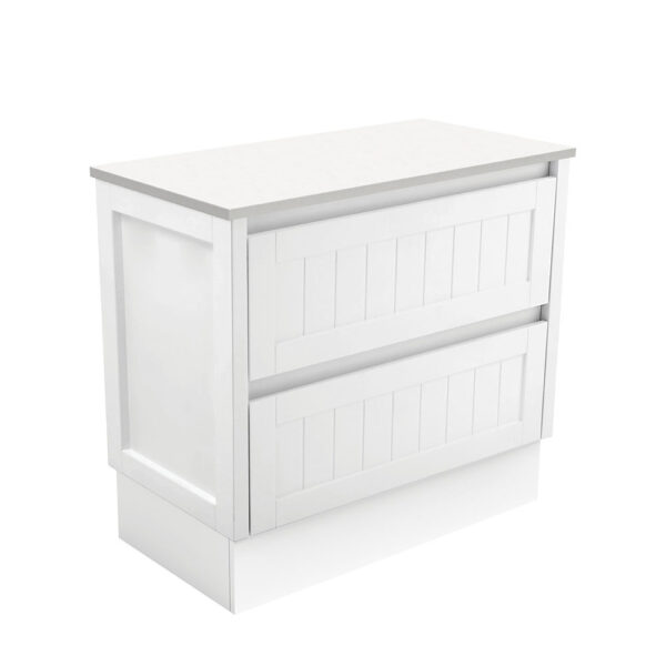 Hampton 900 Cabinet on Kickboard