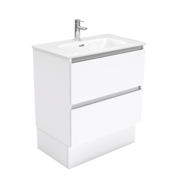 Joli Quest 750 Vanity On Kickboard