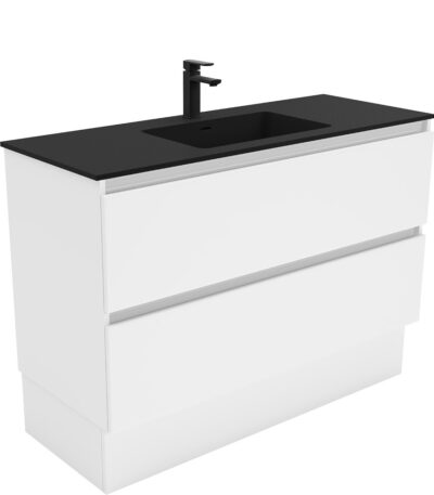 Montana Quest 1200 Vanity On Kickboard