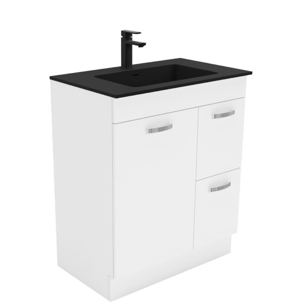 Montana Unicab 750 Vanity On Kickboard