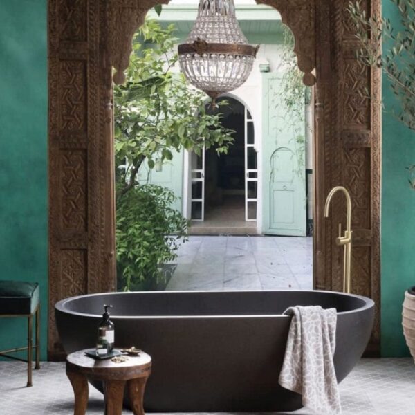 Ryese Freestanding Bathtub 1700x800x530 mm