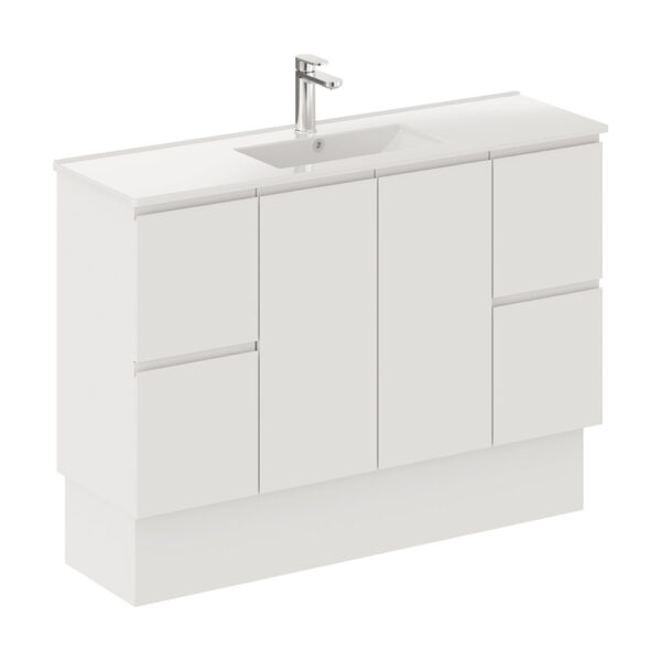 Siska Slim 1200 Vanity on Kickboard