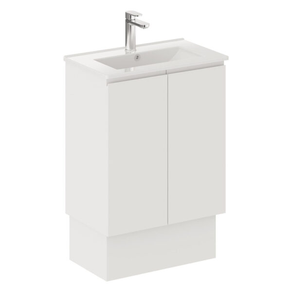 Siska Slim 600 Vanity on Kickboard