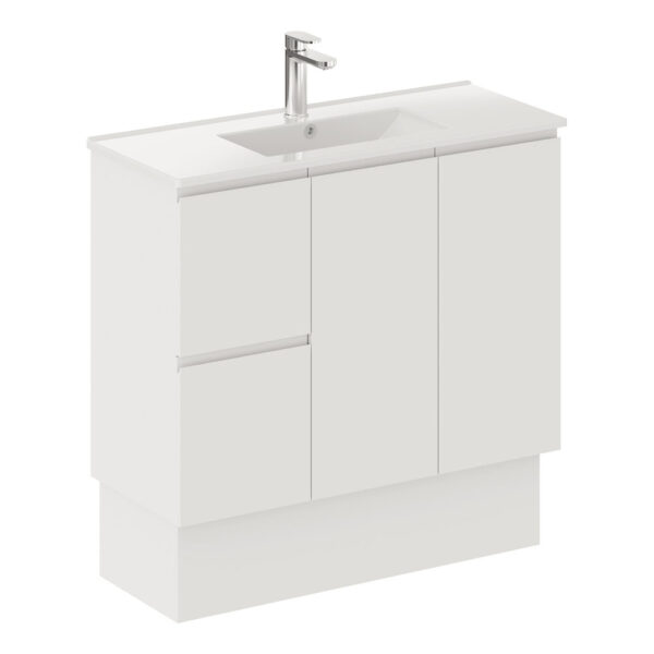 Siska Slim 900 Vanity on Kickboard, Left Drawers