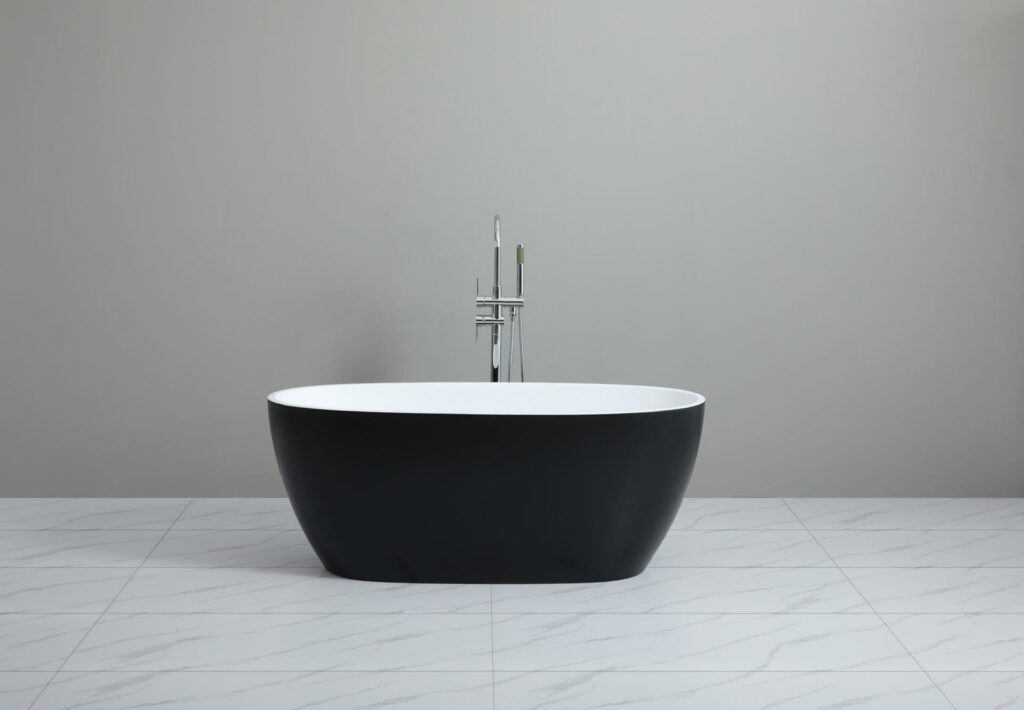 Stella Freestanding Bathtub - Matt Black/Matt White - No Overflow - 1500mm | MBBT-5-1500