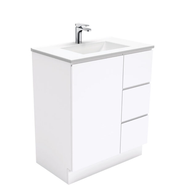 Vanessa Fingerpull Gloss White 750 Vanity On Kickboard