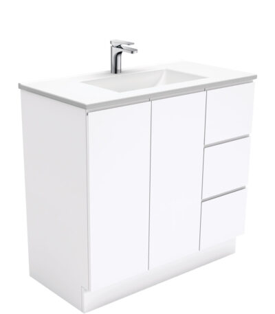 Vanessa Fingerpull Gloss White 900 Vanity On Kickboard