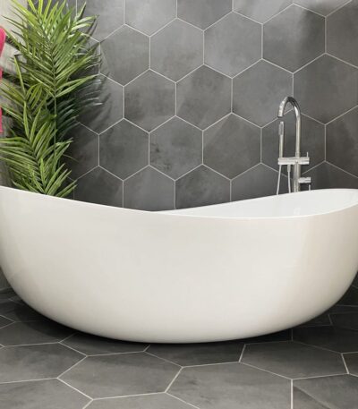 Wave Oval Wide Freestanding Bathtub - Gloss White - No Overflow - 1800mm | SB821-1800GW