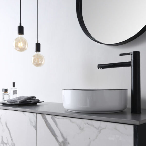 Dove Gloss White with Black Edge360x360x120mm