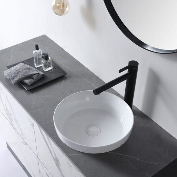 GARDINIER GLOSS WHITE 395x395x120mm