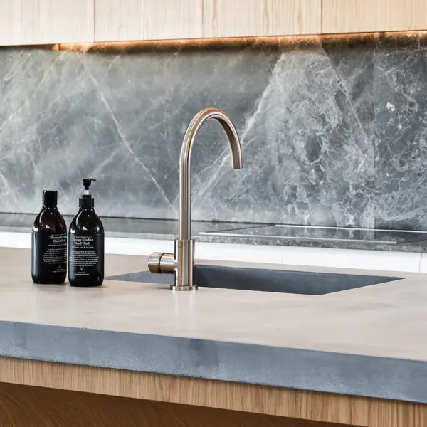 Round Gooseneck Kitchen Mixer Tap with Pinless Handle