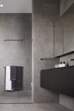 Round Double Towel Rail - Image 18