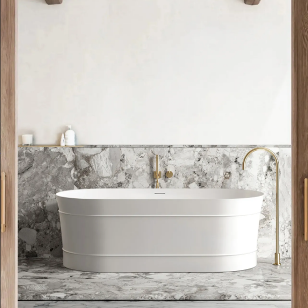 Attica Bondi 1500 Matte White Bath with Overflow